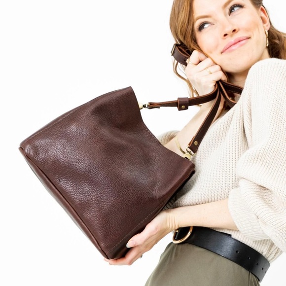 Portland Leather Handbags - PORTLAND LEATHER l Butterfly Bucket Bag in Cold Brew Brown Leather Crossbody
